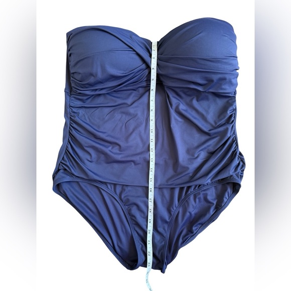 Anne Cole Swimsuit One Piece Twist  Shirred Bandeau Navy Strapless Sz 22W - Picture 7 of 8
